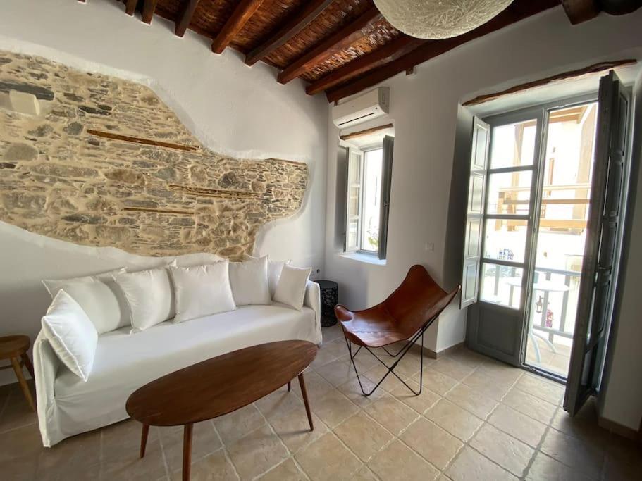 Venghera Naousa Apartment In The Heart Of Naousa Esterno foto