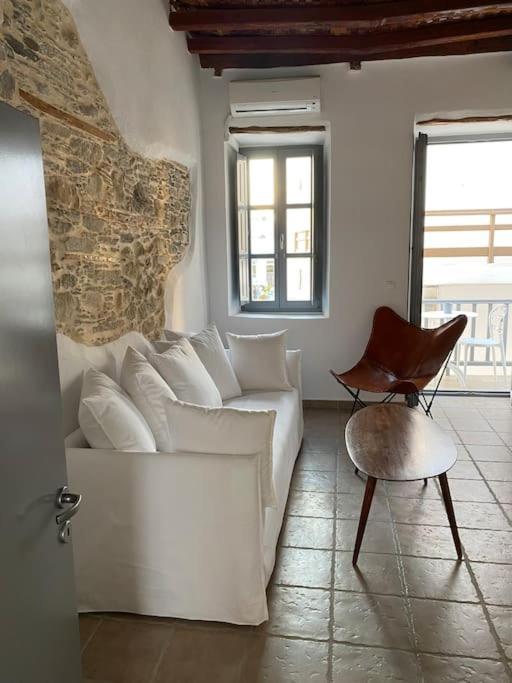 Venghera Naousa Apartment In The Heart Of Naousa Esterno foto